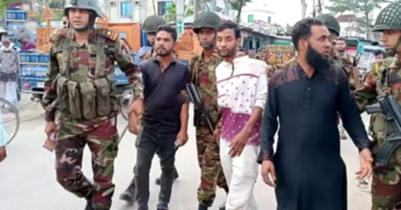 হবিগঞ্জে সেনাবাহিনীর অভিযানে চাঁদা তোলার সময় ৪ জন আটক, জব্দ ২ হাজার ৪৩০ টাকা
