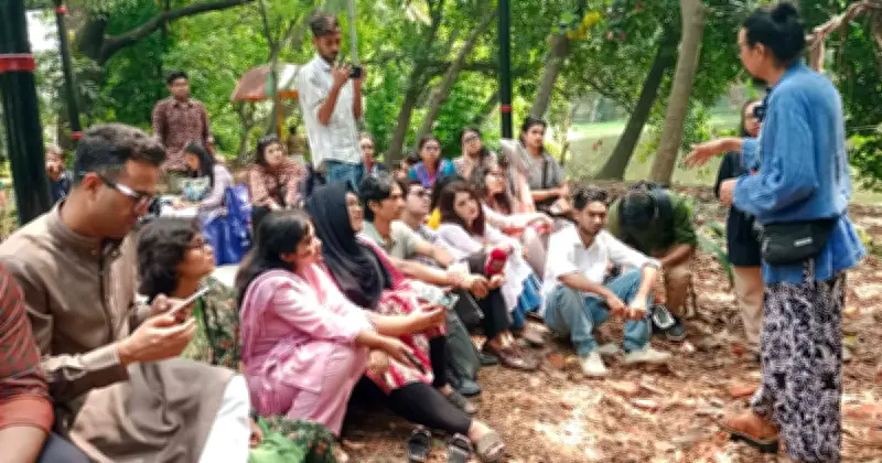 ধানমন্ডি লেকের জীববৈচিত্র্য রক্ষায় এআইইউবির 'বায়োডাইভারসিটি ওয়াক' পদযাত্রা