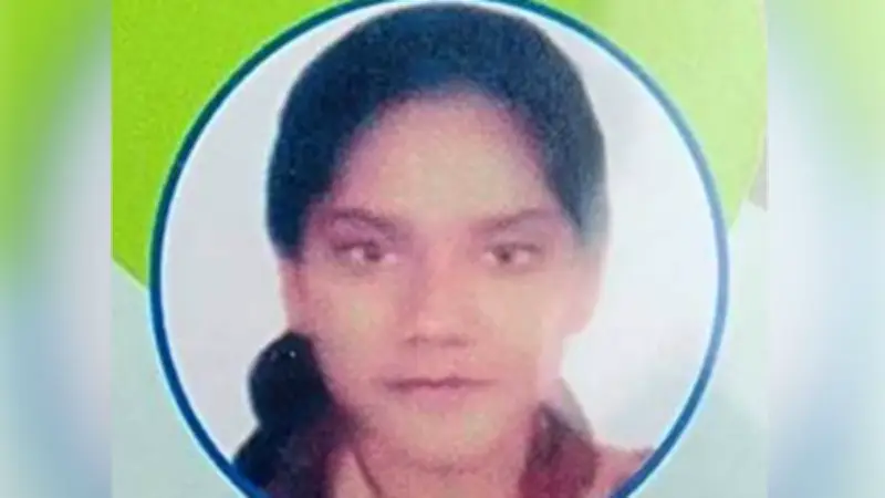 কলেজছাত্রী সামিয়ার মৃত্যু: মায়ের কান্নায় ভেঙে পড়া, পুলিশের তদন্তে অসংগতি