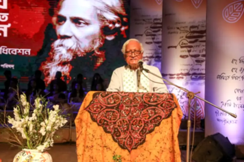 সিরাজুল ইসলাম চৌধুরী: রবীন্দ্রনাথের আলোয় প্রতিক্রিয়াশীল শক্তির মোকাবিলার আহ্বান