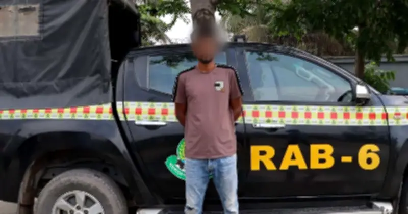 খুলনায় সন্ত্রাসী সুজন সরকারকে গ্রেফতার করেছে র‍্যাব, উদ্ধার হয়েছে অস্ত্র