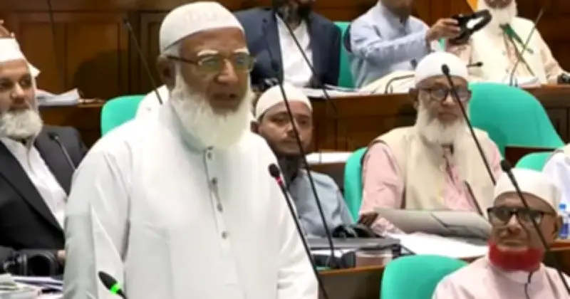 সংসদে বিল পাস: বিরোধীদলীয় নেতার অভিযোগ, সময়মতো কাগজ না পাওয়ায় 'দুর্বল ছাত্র' দাবি