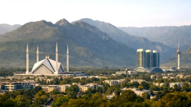 ইরান-যুক্তরাষ্ট্র বৈঠক, হামলায় মৃত্যু, বিএনপির ফরম বিক্রি ও শিক্ষক হামলার সর্বশেষ খবর