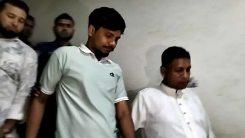 জবি শিক্ষকের বাবাকে হামলার অভিযোগে এহসানুর হক মাহিম কারাগারে