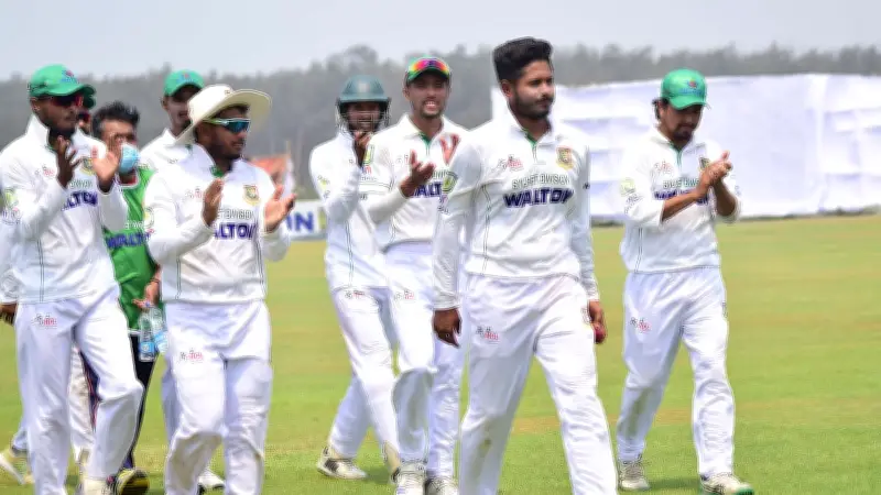 বিসিবির চুক্তিতে প্রথম শ্রেণির ক্রিকেটারদের বেতন বৃদ্ধি: সর্বোচ্চ ৬৫ হাজার টাকা