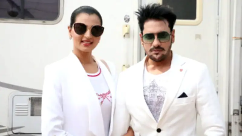 অনন্ত জলিলের দাবি: রাজনীতিতে আসতে পারেন স্ত্রী বর্ষা