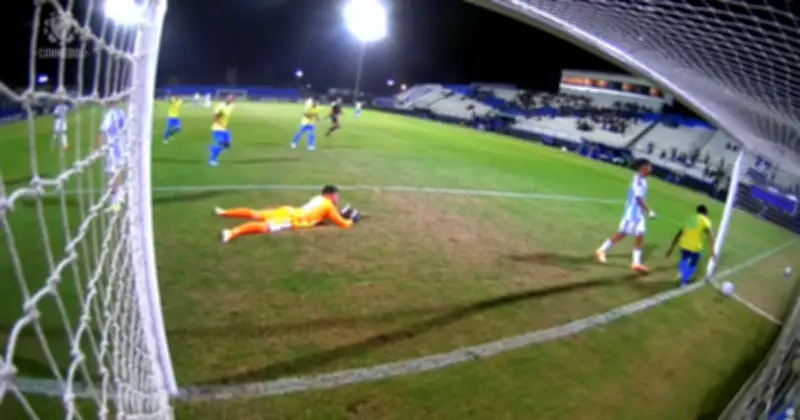 দক্ষিণ আমেরিকান অনূর্ধ্ব-১৭ চ্যাম্পিয়নশিপে ব্রাজিলের দাপট: আর্জেন্টিনাকে ৩-০ গোলে হারিয়ে বিশ্বকাপের টিকিট নিশ্চিত