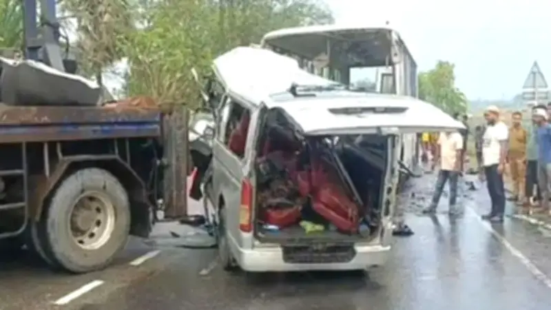 রোড সেফটি ফাউন্ডেশন 'মার্চে সড়ক দুর্ঘটনায় নিহত ৫৩২' যুদ্ধবিরতি হলেও জ্বালানি সংকট কাটবে না: পররাষ্ট্রমন্ত্রী