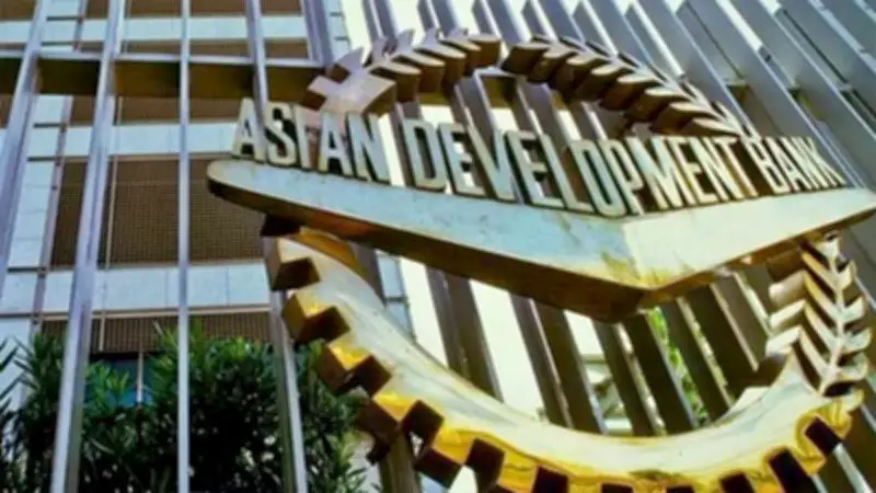 এডিবির পূর্বাভাস: চলতি অর্থবছরে বাংলাদেশের জিডিপি প্রবৃদ্ধি ৪ শতাংশ, মূল্যস্ফীতি ৯ শতাংশ