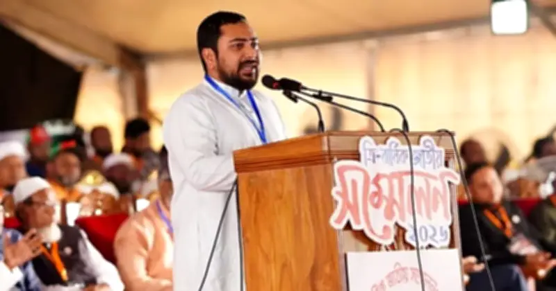 বিএনপিকে রাবণ আখ্যা দিয়ে নাহিদ ইসলামের তীব্র সমালোচনা, গণতন্ত্র ও মানবাধিকার নিয়ে অভিযোগ