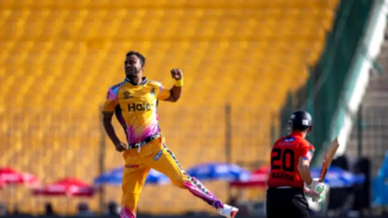 পিএসএলে বাংলাদেশি পেসারদের দাপটে পেশোয়ারের বড় জয়, শীর্ষে উঠল জালমি