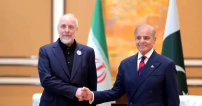 ইরান-যুক্তরাষ্ট্র আলোচনা বাতিলের শঙ্কা: পূর্বশর্ত পূরণ না হলে বৈঠক স্থগিত হতে পারে