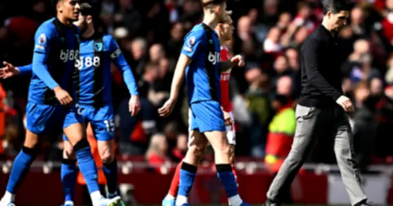 ইংলিশ প্রিমিয়ার লিগে আর্সেনালের শিরোপা স্বপ্নে বড় ধাক্কা, বোর্নমাউথের কাছে ২-১ গোলে পরাজয়