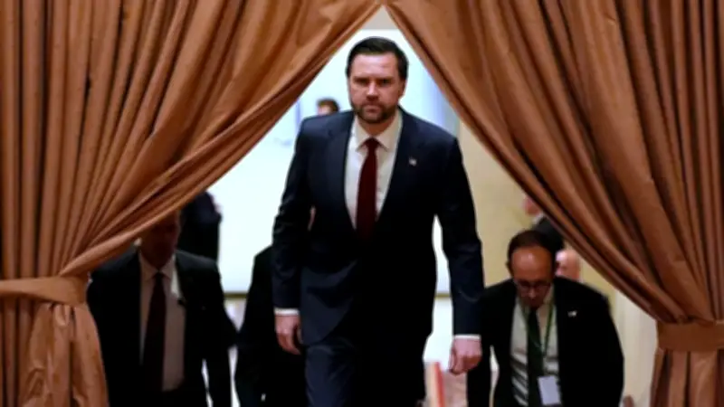 ইরান-যুক্তরাষ্ট্র আলোচনা ব্যর্থ, জেডি ভ্যান্স ফিরছেন; হরমুজ প্রণালীতে মার্কিন জাহাজ