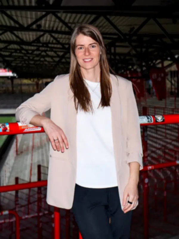 ইউনিয়ন বার্লিনের প্রধান কোচ হলেন মেরি-লুইস এতা, বুন্দেসলিগায় প্রথম নারী কোচ