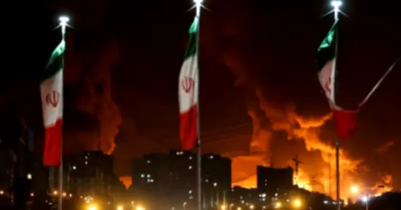 ইরানের ক্ষতিগ্রস্ত তেল শোধনাগার মেরামতে লক্ষ্য: আগামী দুই মাসে ৭০-৮০% সক্ষমতা ফেরানো