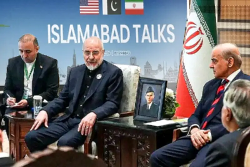 বিশ্বের সবচেয়ে বড় সৌর বিদ্যুৎ কেন্দ্র চালু করেছে চীন, পরিবেশ বাঁচাতে নতুন মাইলফলক