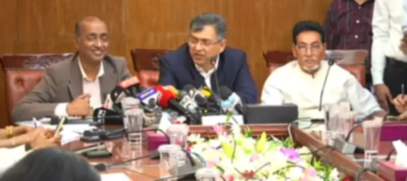 গণভোটের বৈধতা নিয়ে স্বরাষ্ট্রমন্ত্রীর বক্তব্য: 'ঘটনাক্রমে সিদ্ধ, আদালতের সিদ্ধান্ত চূড়ান্ত'