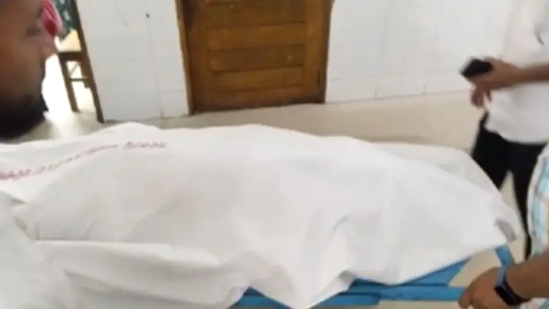 সড়ক দুর্ঘটনায় সাবেক কাউন্সিলরের মৃত্যু, বাসে আগুনে নিহত ১; ভোলায় হামের প্রকোপ বৃদ্ধি