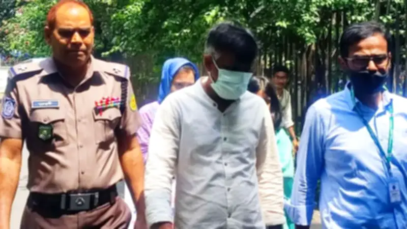 চট্টগ্রামে যানজট নিরসনে ৩৮ ব্রিজ নির্মাণ পরিকল্পনা: ট্রাইব্যুনাল নিয়ে ফেসবুকে অপপ্রচারকারীর কারাদণ্ড