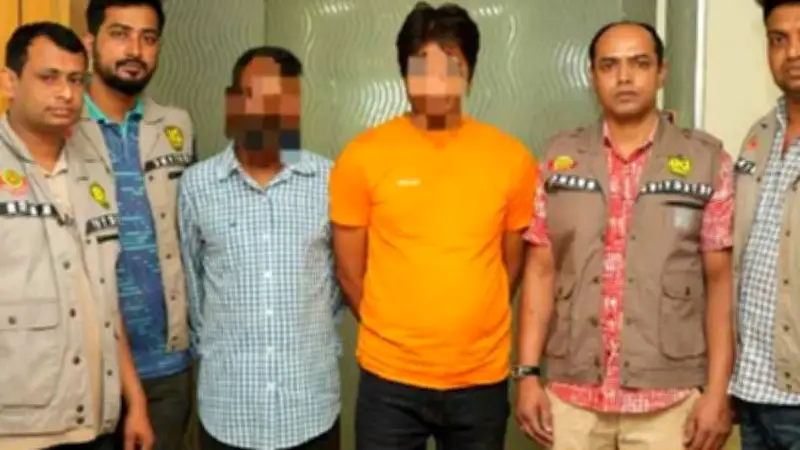 বিদেশি পিস্তল ও গুলিসহ গ্রেফতার ২, ঢাকাসহ ১৬ জেলায় তাপপ্রবাহ চলছে
