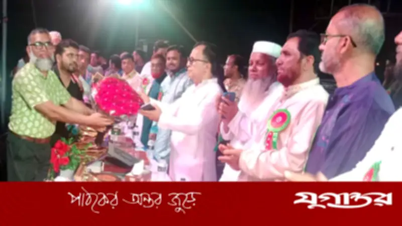 ব্রাহ্মণপাড়ায় এমপি জসিমের সংবর্ধনা: আসিফ-কনারের সুরে মাতাল লাখো দর্শক