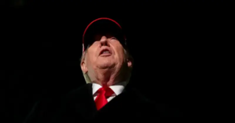 পোপ লিওর ওপর মার্কিন প্রেসিডেন্ট ট্রাম্পের কড়া সমালোচনা, ইরান যুদ্ধ ইস্যুতে উত্তেজনা