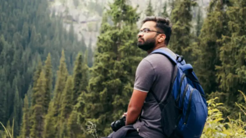 একা ভ্রমণের নিরাপদ ও বিপজ্জনক দেশ: স্কয়ারমাউথ গবেষণার ফলাফল বিশ্লেষণ