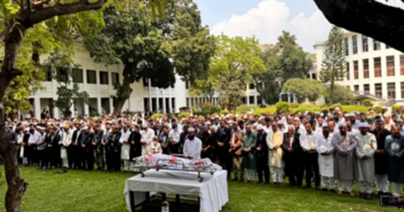 সাবেক আইনমন্ত্রী ব্যারিস্টার শফিক আহমেদের জানাজা অনুষ্ঠিত, শেষ শ্রদ্ধা নিবেদন