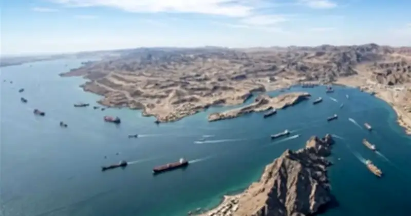 হরমুজ প্রণালি উত্তেজনায় ইরানের কড়া হুঁশিয়ারি: কোনো বন্দর নিরাপদ থাকবে না