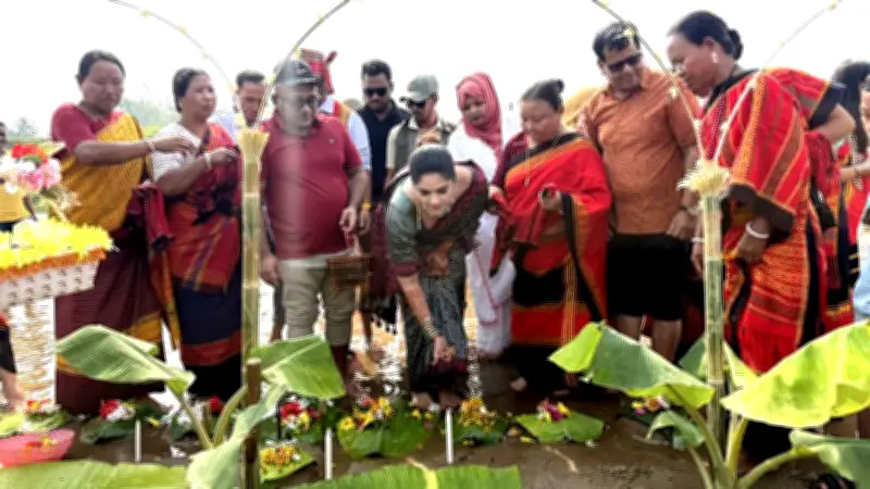 বর্ষবরণে রঙিন খাগড়াছড়ি, নিয়ম ভঙ্গে জেল-জরিমানা ও বৈশাখী উৎসবের মিশ্র খবর