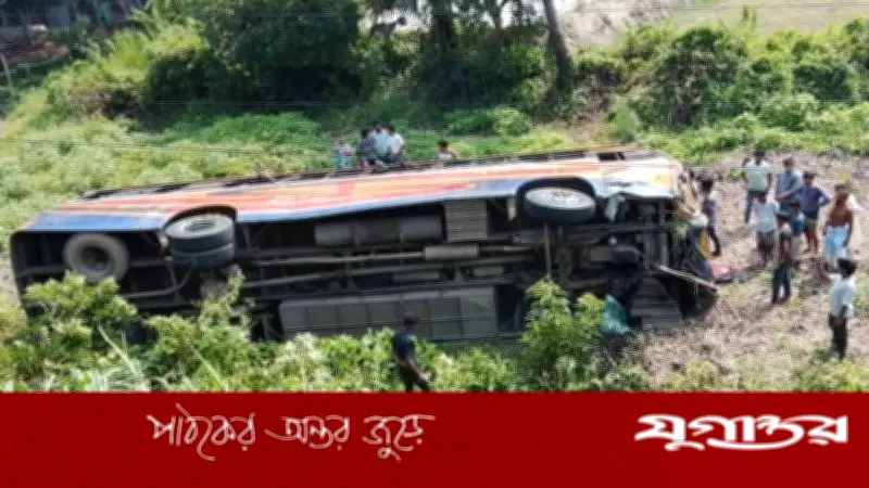 ফরিদপুরের ভাঙ্গায় বাস-পিকআপ সংঘর্ষে নিহত ২, আহত ৩৫