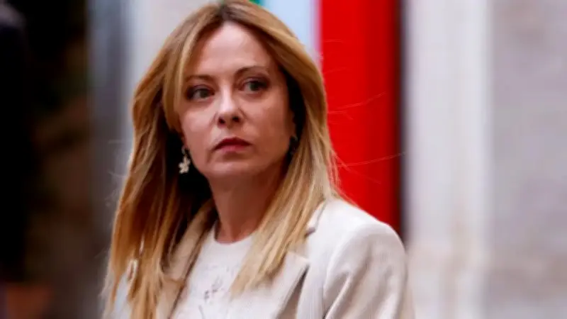 ট্রাম্পের পোপ-বিষয়ক মন্তব্যে ইতালির প্রধানমন্ত্রীর ক্ষোভ, বাংলাদেশে মনিপালের এআই চিকিৎসা উদ্যোগ