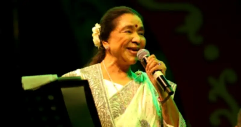 আশা ভোসলের শেষ ইচ্ছা পূরণ হয়নি, ৯২ বছর বয়সে কিংবদন্তি সংগীতশিল্পীর জীবনাবসান