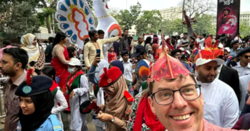 পহেলা বৈশাখে ঢাকায় বিদেশি রাষ্ট্রদূতদের অংশগ্রহণ, বৈশাখী শোভাযাত্রায় মিশে গেলেন তারা