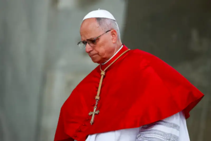 পোপ চতুর্দশ লিও: ট্রাম্পের আক্রমণের পরও যুদ্ধবিরোধী বক্তব্য চালিয়ে যাওয়ার অঙ্গীকার