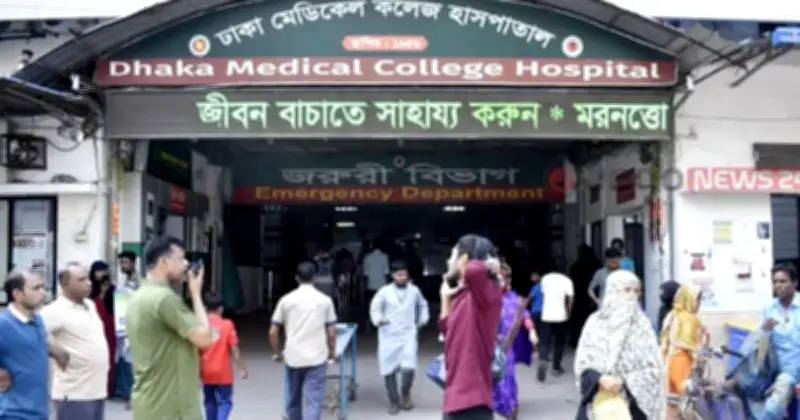 ঢাকার যাত্রাবাড়ীতে পাওনা টাকার দ্বন্দ্বে এক পরিবারের চারজনকে কুপিয়ে হত্যা ও আহতের ঘটনা
