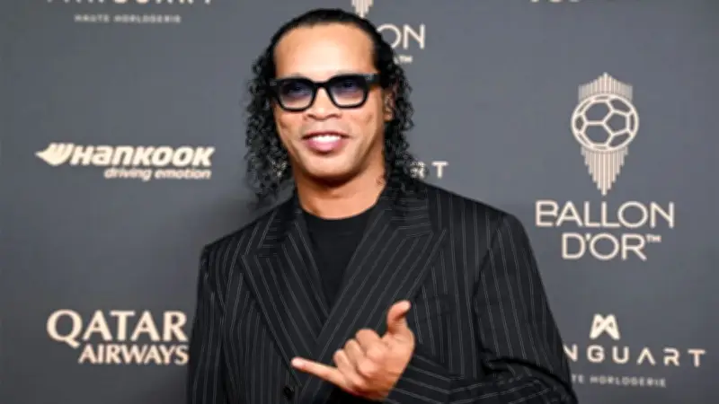 বৈশাখের দিনে হিলি বন্দরে আমদানি-রপ্তানি বন্ধ, রাজধানীতে বর্ণিল আয়োজন