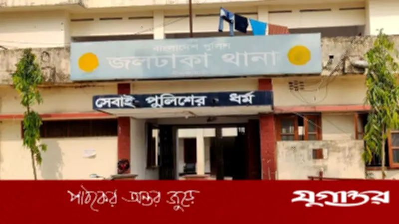 নীলফামারীর জলঢাকায় শ্মশান কালী মন্দিরের সামনে গলাকাটা লাশ উদ্ধার