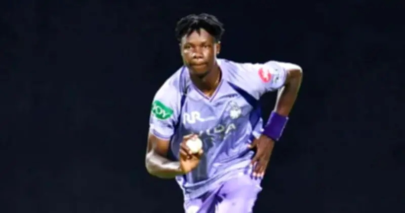 পিএসএল ছেড়ে আইপিএলে যোগ দেওয়ায় জিম্বাবুয়ের বোলার মুজারাবানিকে দুই বছর নিষিদ্ধ করল পিসিবি