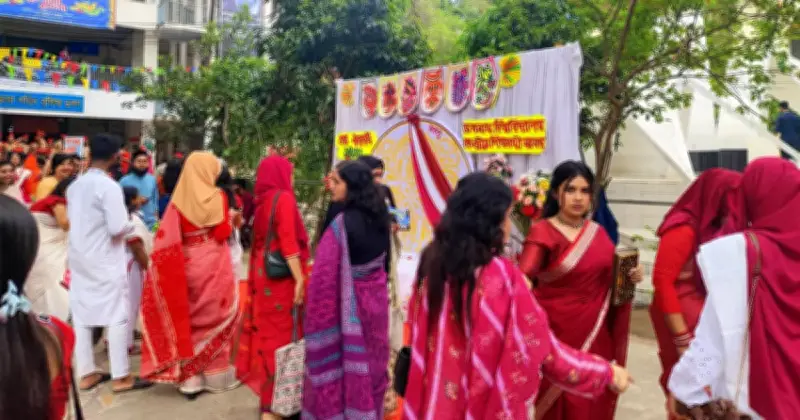 জগন্নাথ বিশ্ববিদ্যালয়ে বর্ণিল আয়োজনে শেষ হলো বাংলা নববর্ষের প্রথম দিনের উদযাপন