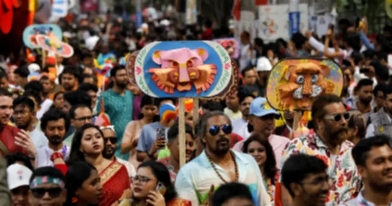 বাংলা নববর্ষ ১৪৩৩ উদযাপনে দেশজুড়ে উৎসবের আমেজ, তীব্র গরম উপেক্ষা করে লাখো মানুষের সমাগম