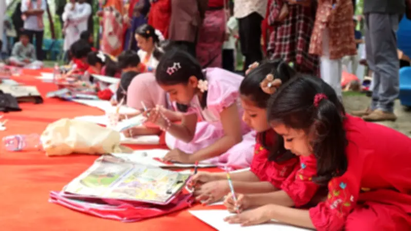 প্রথম আলোর বৈশাখী উৎসবে শিশুদের চিত্রাঙ্কন ও সাংস্কৃতিক মিলন