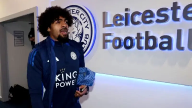 লেস্টার সিটির বাংলাদেশি মিডফিল্ডার হামজা চৌধুরীর ক্লাব তৃতীয় বিভাগে নামার শঙ্কায়