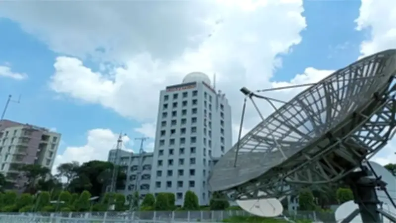 বাংলাদেশিদের জন্য ভিসা-মুক্ত দেশের নতুন তালিকা প্রকাশ, হজে অনুমতি ছাড়া যাওয়া থেকে বিরত থাকার আহ্বান