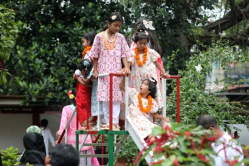 পয়লা বৈশাখে রঙিন পোশাকে আনন্দে মেতেছে শিশুরা, সিলেটে উৎসবের আমেজ