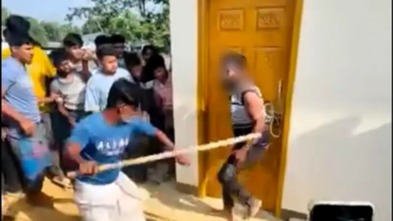 চট্টগ্রামের রাঙ্গুনিয়ায় চুরির সন্দেহে যুবককে বেঁধে মারধর, চারজন গ্রেপ্তার