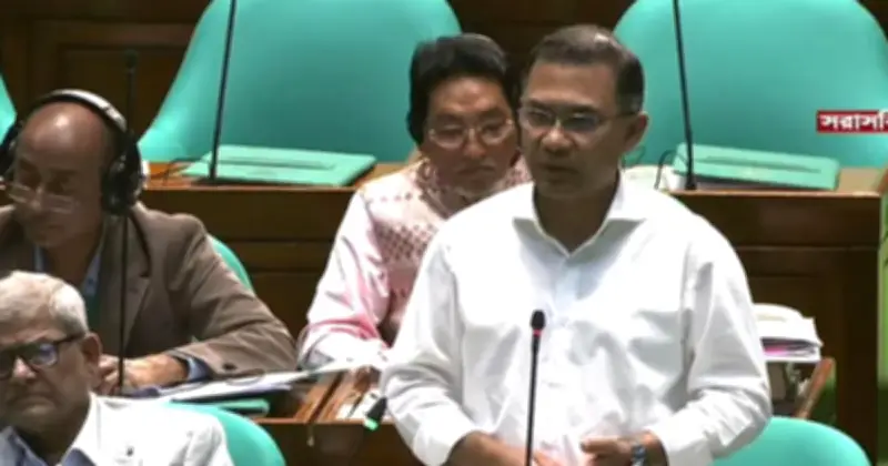 প্রধানমন্ত্রী তরিক রহমানের ঘোষণা: ৫ লাখ সরকারি কর্মকর্তা-কর্মচারী নিয়োগ