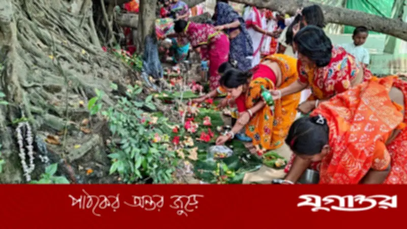 নারায়ণগঞ্জে উৎসবমুখর পরিবেশে শুরু হলো ঐতিহ্যবাহী বউমেলা
