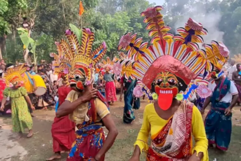 বাংলাদেশে অনলাইন শিক্ষার নতুন দিগন্ত: প্রযুক্তির মাধ্যমে শিক্ষার সম্প্রসারণ